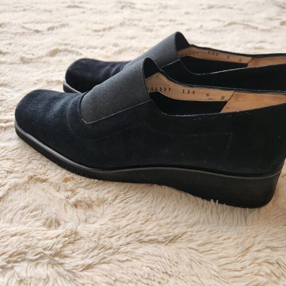 Salvatore Ferragamo Boutique black suede leather loafers / made in Italy… - Picture 6 of 6